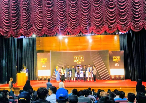Award presentation on stage — National Tech Awards 3.0